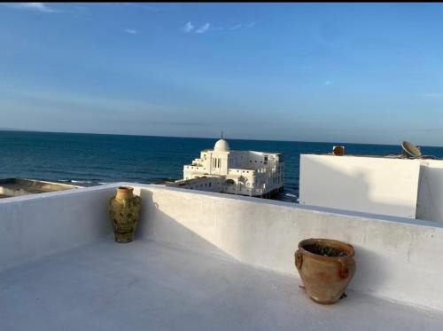 4 appartements a la Marsa plage Pieds dans l'eau