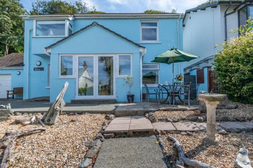 4 Bed in Haverfordwest oc-s32615