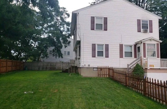 4 bedroom/2 bathroom. Safe and quiet area