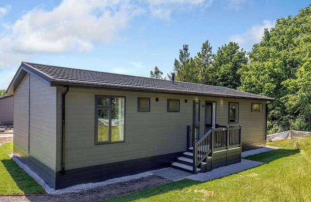 4 bedroom accommodation in Ashbourne