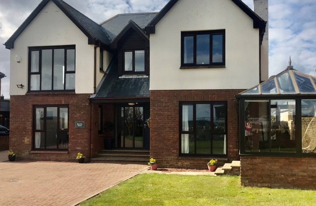 4 bedroom accommodation in Seahouses