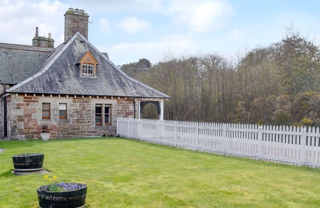 4 bedroom accommodation in Golspie