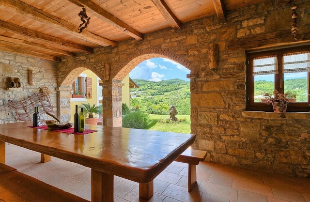 4 bedroom accommodation in Pazin