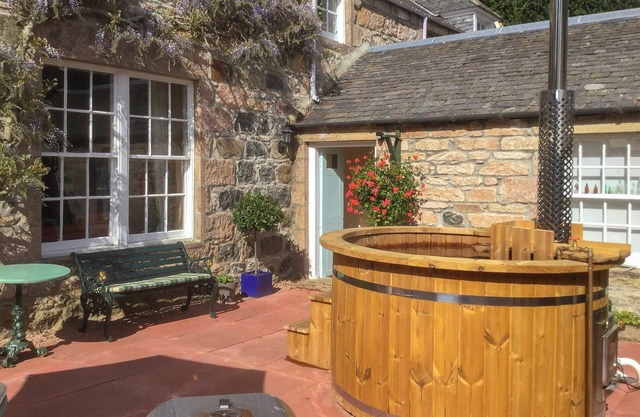 4 bedroom accommodation in Insch near Inverurie