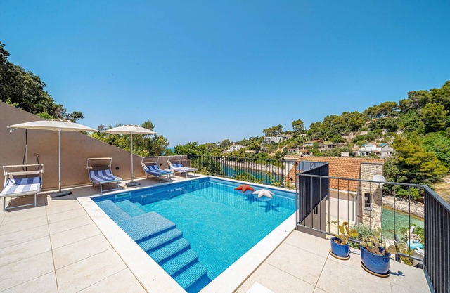 4 bedroom gorgeous home in Korcula