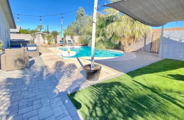 4️⃣ Bedroom House in Old Town w Pool and Spa‼️