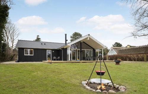 4 Bedroom Lovely Home In Liseleje