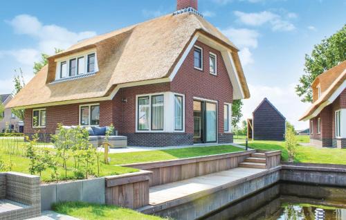 4 Bedroom Nice Home In Idskenhuizen