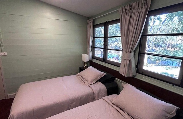 4 Bedroom Vacation Resort Home by Doi Inthanon National Park