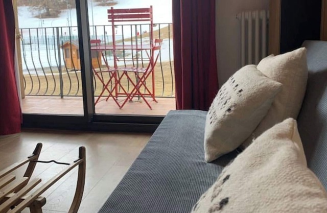 4 Couchages sur les Pistes : Jardin/parking/casier