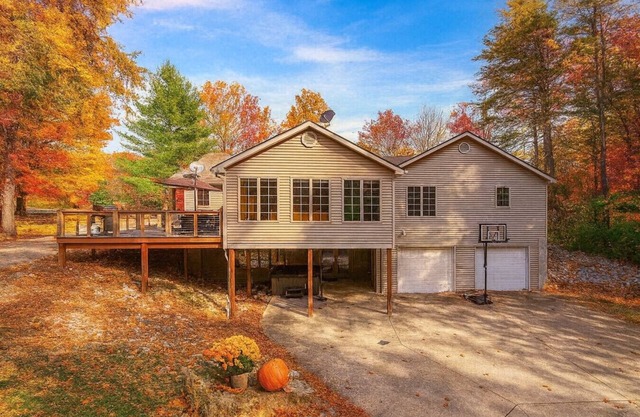 4 Paws Getaway in Brown County