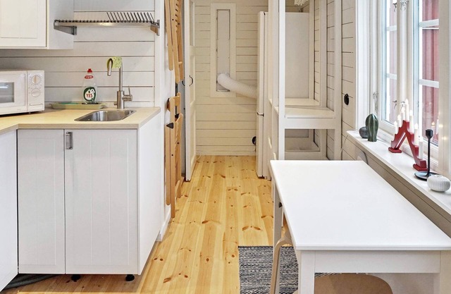 4 person holiday home in GRISSLEHAMN