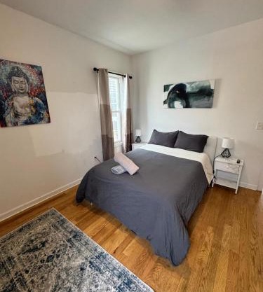 4 ROOMS FAMILY HOUSE WITH BACKYARD, LAUNDRY AND PARKINg