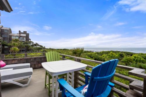 4320 Windswept Villa by Akers Ellis Rentals