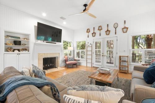 45 Muirfield Lane by Akers Ellis Rentals