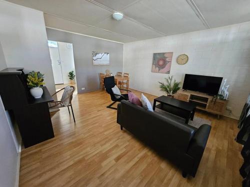 4b Kambalda East