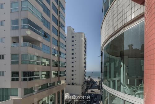 4BR Apt w/BBQ 70m from Beach RTO0502