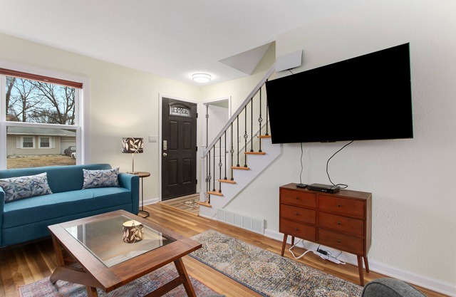 4BR in Lawndale with Hot Tub