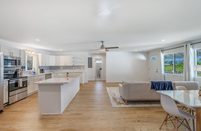 4BR Wahiawa - Upto 8, WiFi, AC + Beach, Surf, Hike