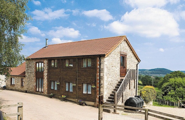 5 bedroom accommodation in Colyford, near Seaton