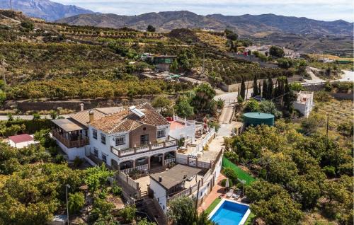 5 Bedroom Gorgeous Home In Trapiche