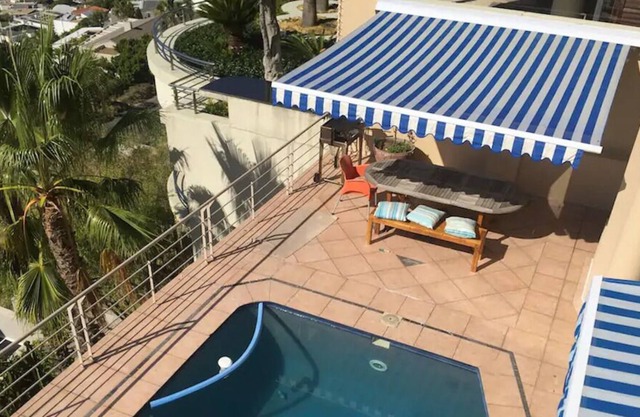 5 Bedroom home in Top Road Bantry Bay