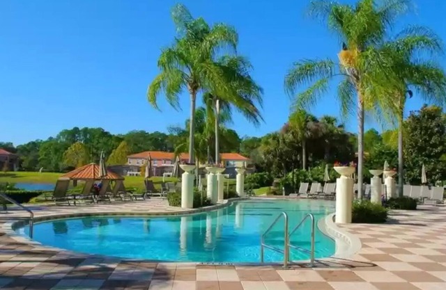 5 miles to Disney/Private pool/great for family