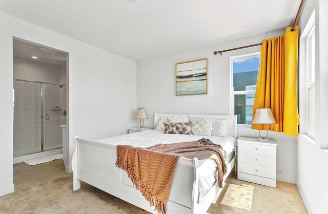 5 Mins to Disney｜Modern 3BR Family Retreat｜Garage Access｜Pet-Friendly #41823