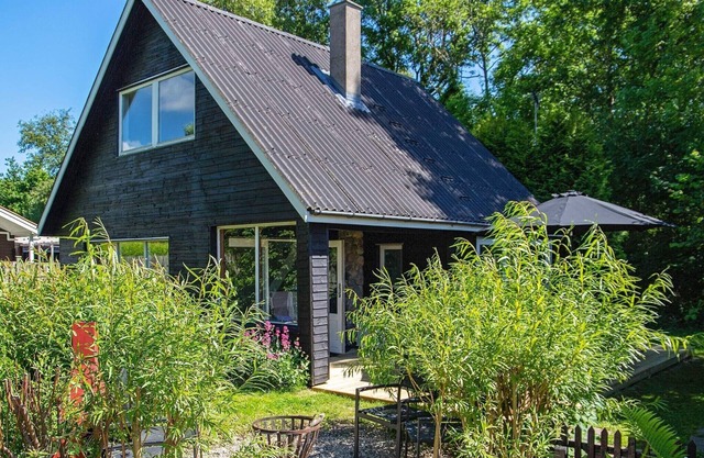 5 person holiday home in Frørup-By Traum