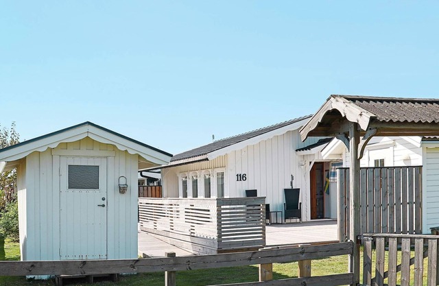 5 person holiday home in TRÄLÖVSLÄGE-By Traum