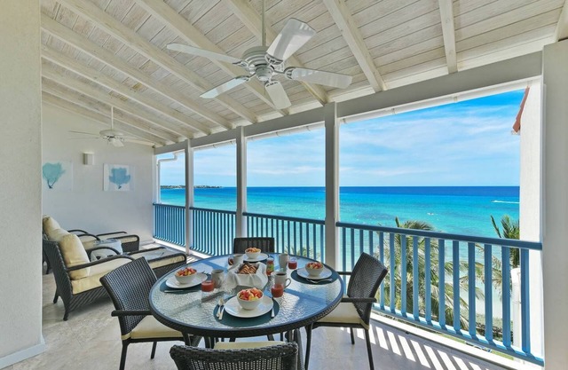 #502 Oceanview beachfront Maxwell Beach Villas