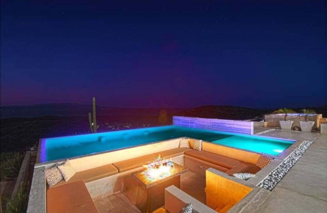 5BR Villa Infinity Pool+Isla Espíritu Santo VIEW!