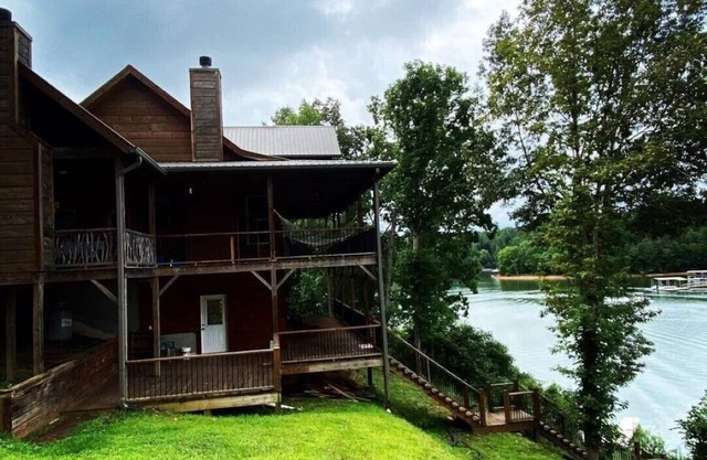 6 BR Luxury Lake Nottely Mountain Retreat