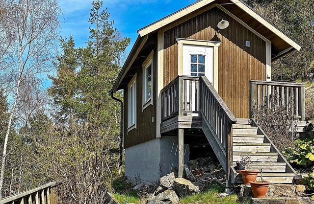 6 person holiday home in GRÖDINGE
