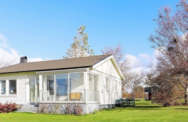 6 person holiday home in Tvååker-By Traum