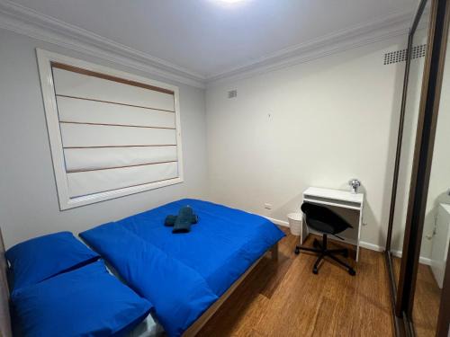 6 Purple Room