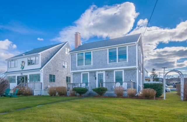 72 Town Neck Road Sandwich - Town Neck Beach Escape