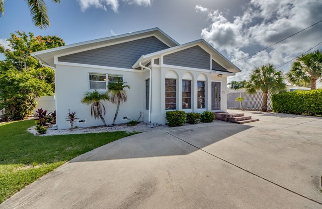 7853 Estero Blvd - Classic Florida Home with Pool by the Beach!