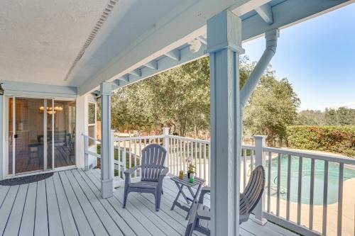 8-Acre Retreat Pool and Stunning Mt Lassen View!
