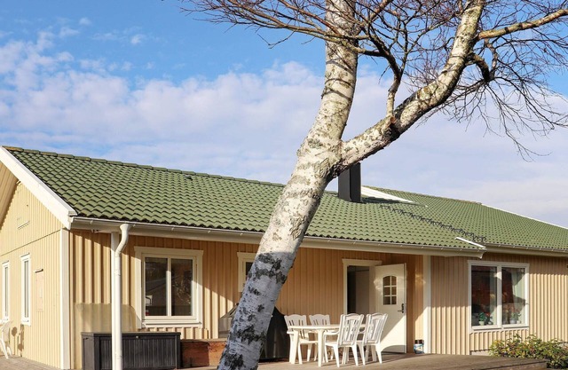 8 person holiday home in MELLBYSTRAND-By Traum