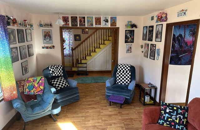 80's Museum House Near Downtown & Walnut Creek