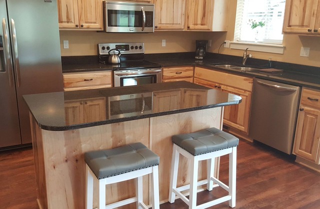 800 square foot Guest House.