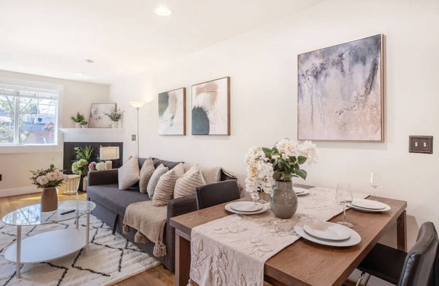 8417 Yina · 3b2.5b House in Ballard/10 mins to Green Lake