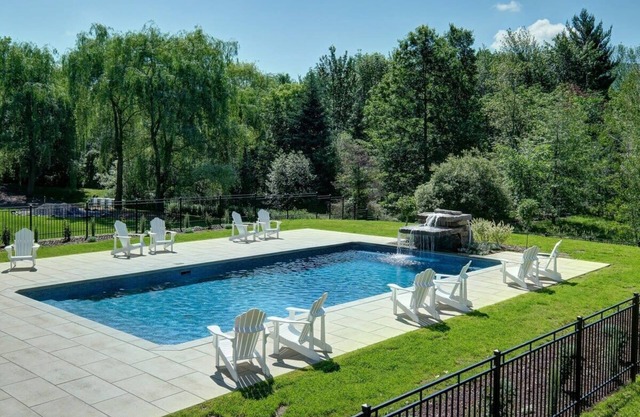 853 condo in Bromont Vieux Village mountain view