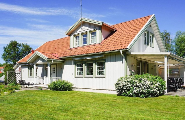9 person holiday home in SOLLENTUNA-By Traum