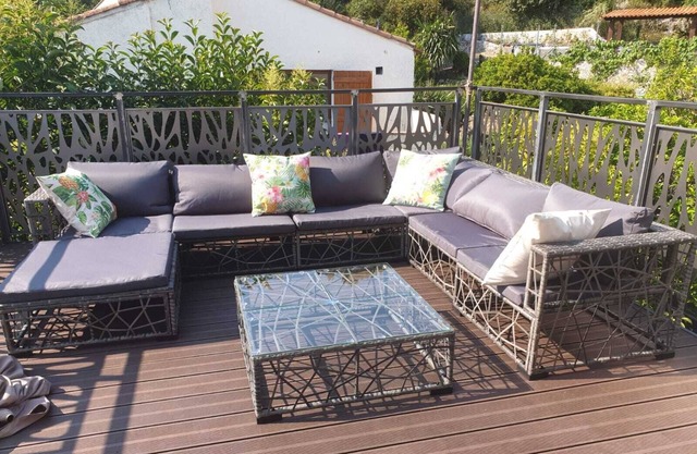 A 5 ' du Centre de Roquebrune, Appartement au Calme, vue Mer, Avec 2 Terrasses