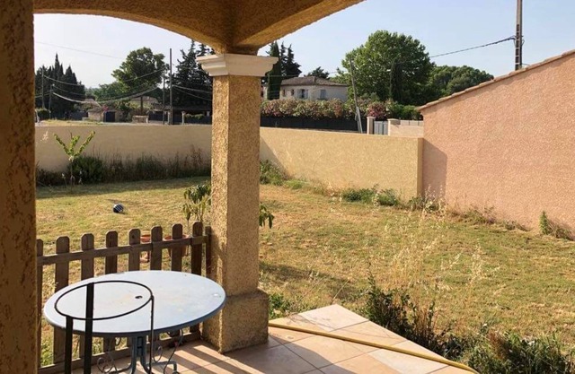 A 5 Minutes D'uzes, Maison Idéale Pour des Vacances en Famille