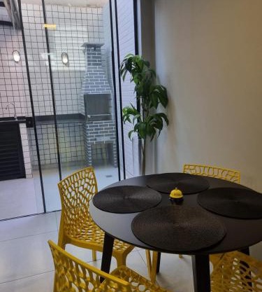 A 700m da Praia e do Shopping, Liberdade, Churrasq, Garagem e Estaciona Livre