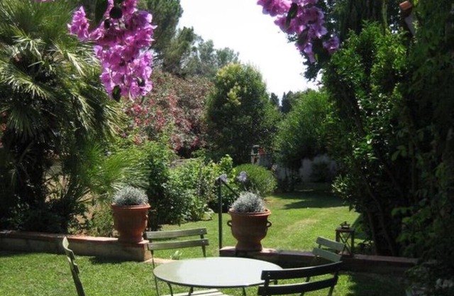 A BEAUTIFUL MAS CLOSE TO BEACHES, ST CYPRIEN AND COLLIOURE