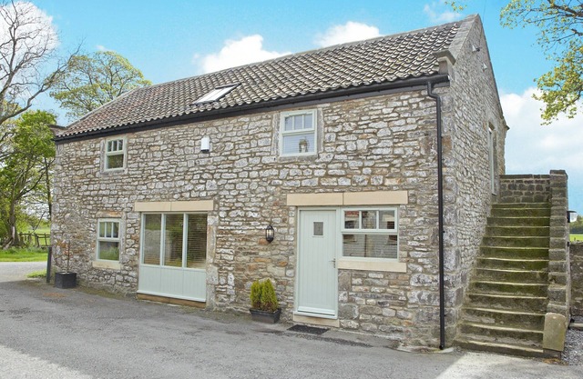 A beautifully finished, light and airy barn conversion where pets go free.